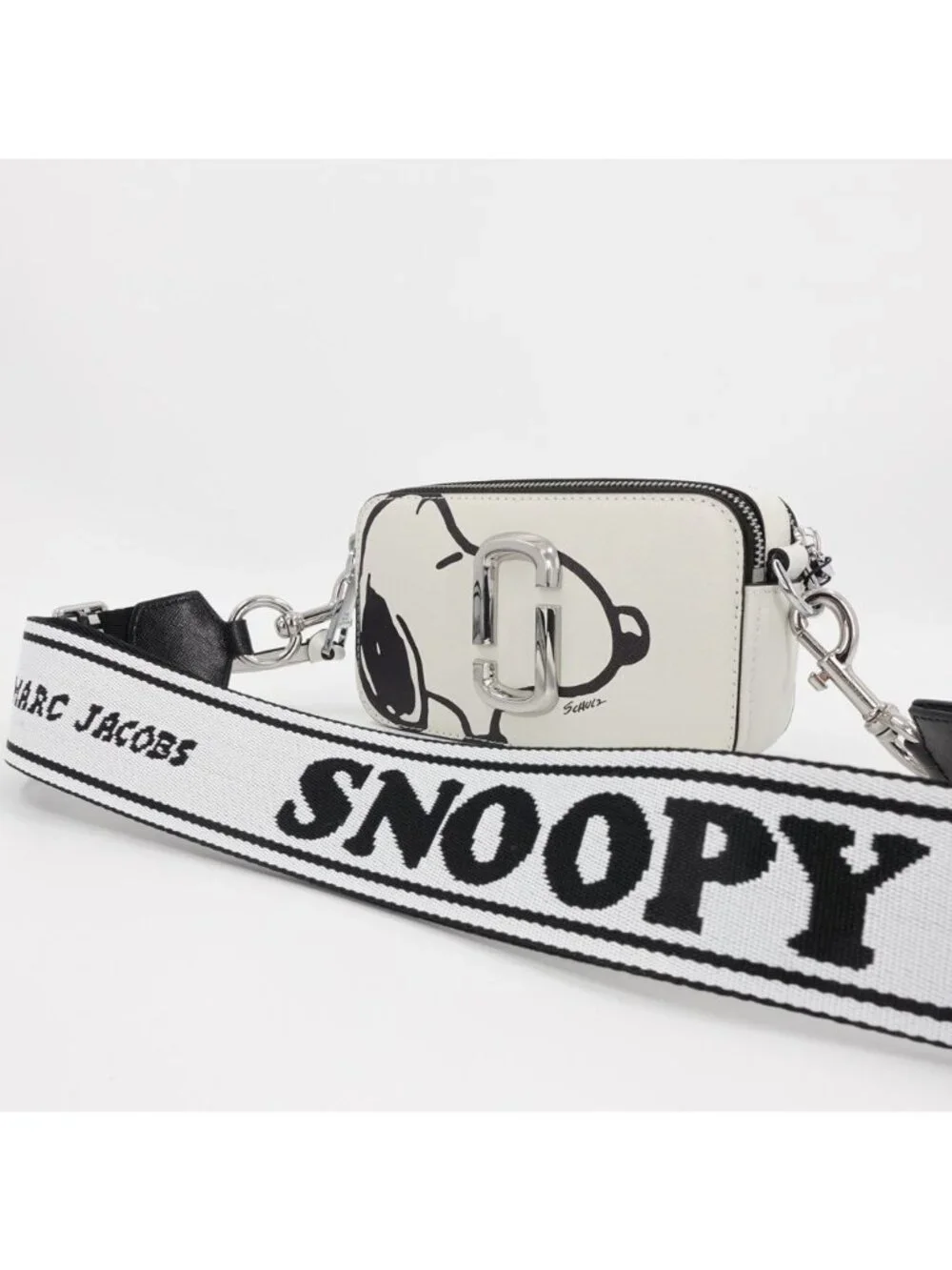 Marc Jacobs x Peanuts Snoopy The Snapshot Logo Plaque Crossbody Bag White OS - Picture 3 of 14